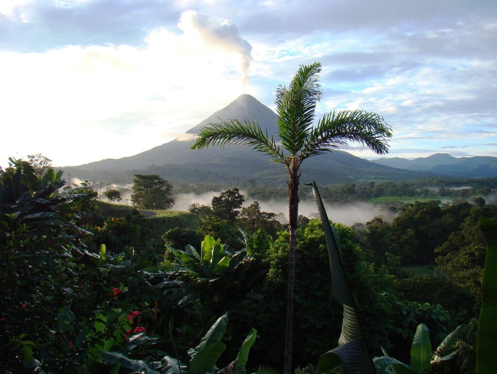 Volcano eruption in Costa Rica