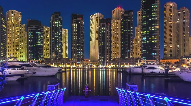 Dubai by night
