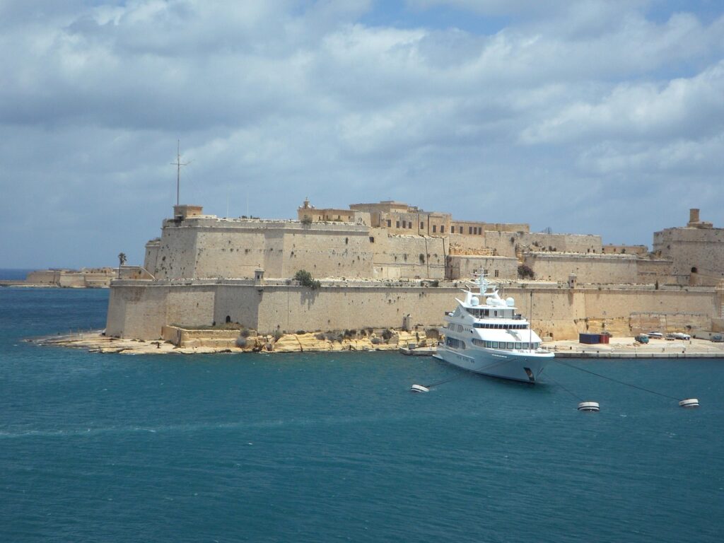 The port in Valletta and the three cities. 
