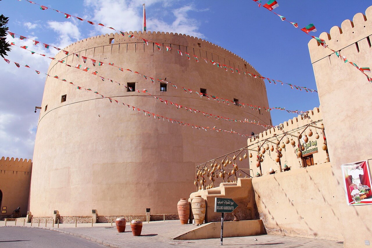 Nizwa fort seen from the road